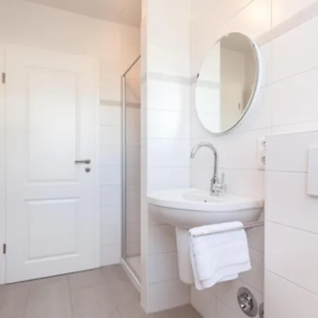 Julian Apartment